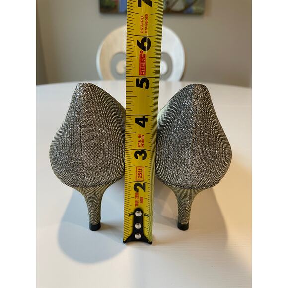 Talbots Erica Bow Detail Kitten Heel Pumps NWOB Metallic Shimmery Sz 8.5 Chic - Picture 15 of 15